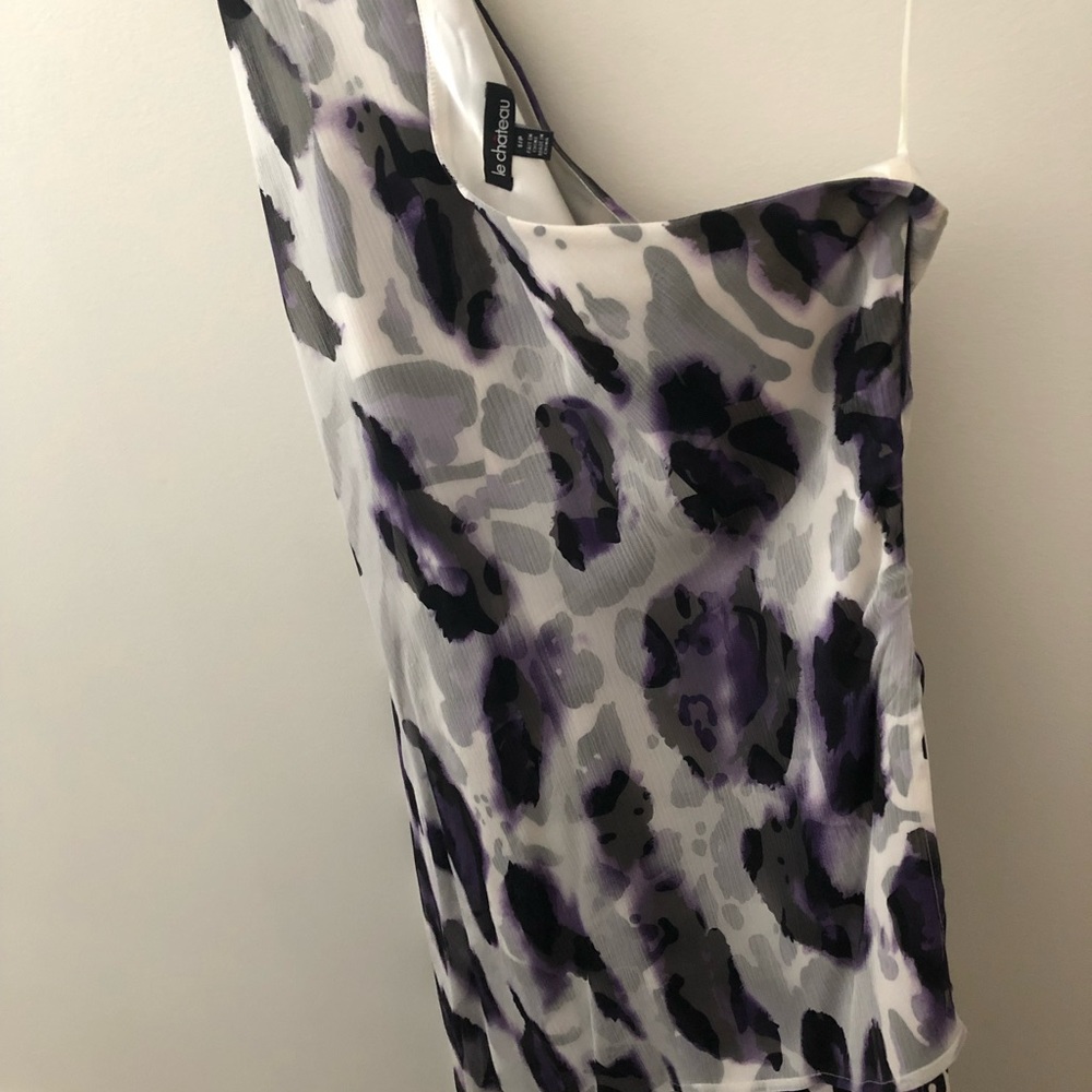 HOST PICK ⭐️ Beautiful Le Chateau purple animal print silk dress - Picture 5 of 12